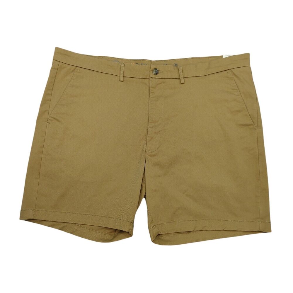NWT Men's St. John's Bay Temp Flex Stretch Flat Front Shorts Size 44 Brown khaki